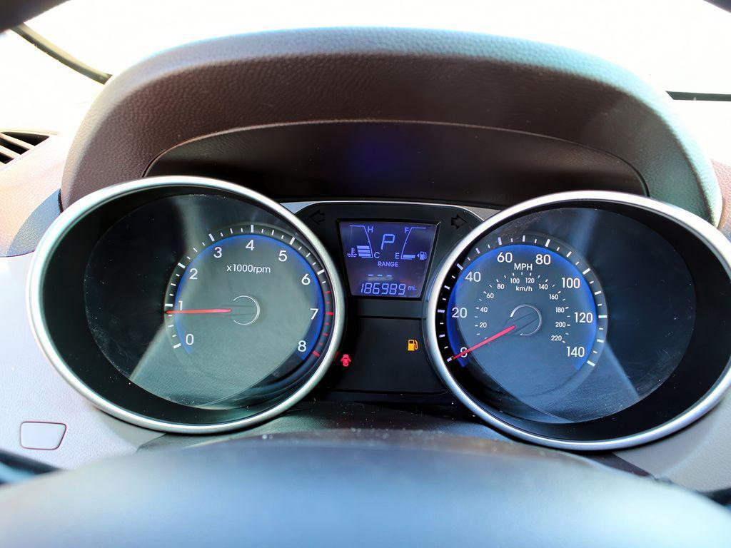 used 2015 Hyundai Tucson car, priced at $4,999