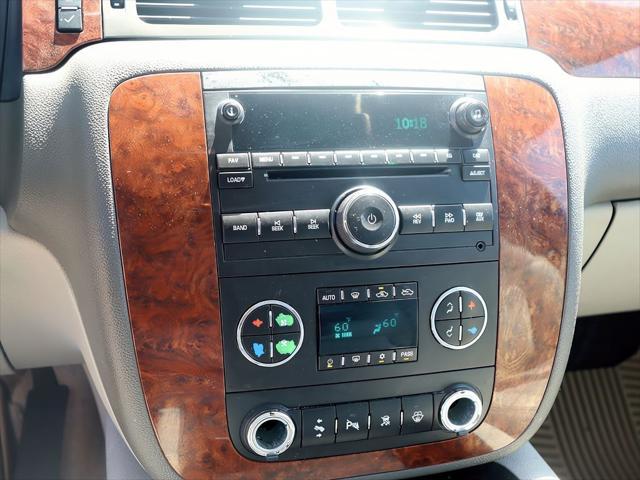 used 2008 Chevrolet Avalanche car, priced at $13,299