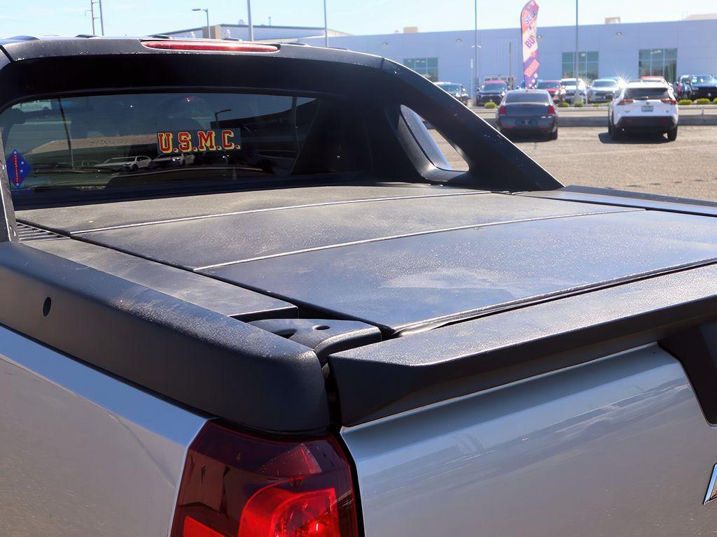 used 2008 Chevrolet Avalanche car, priced at $10,999
