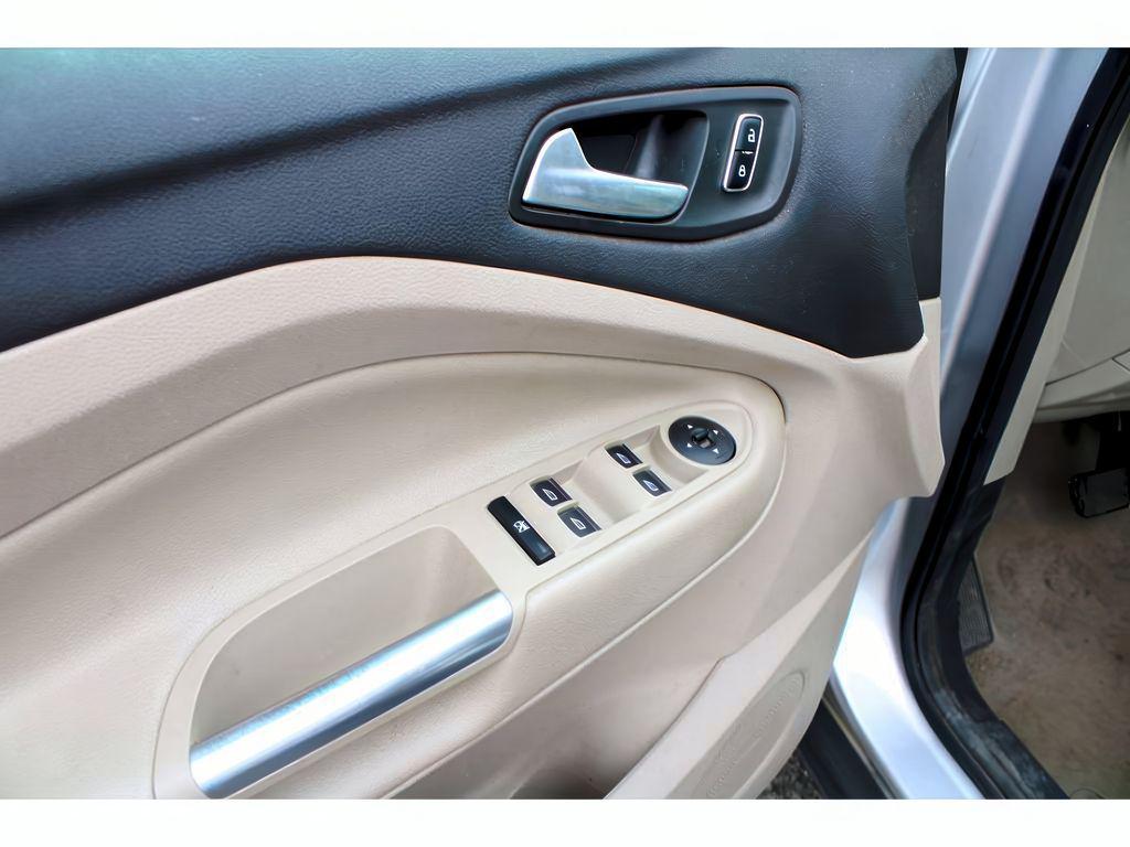 used 2015 Ford Escape car, priced at $5,999