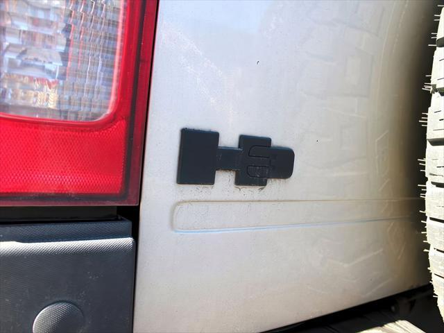 used 2006 Hummer H3 car, priced at $9,598
