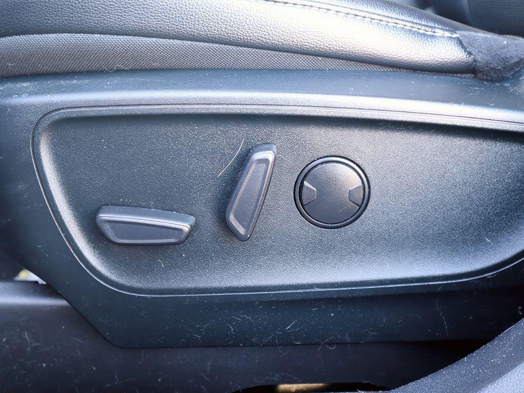 used 2022 Ford Escape car, priced at $20,799