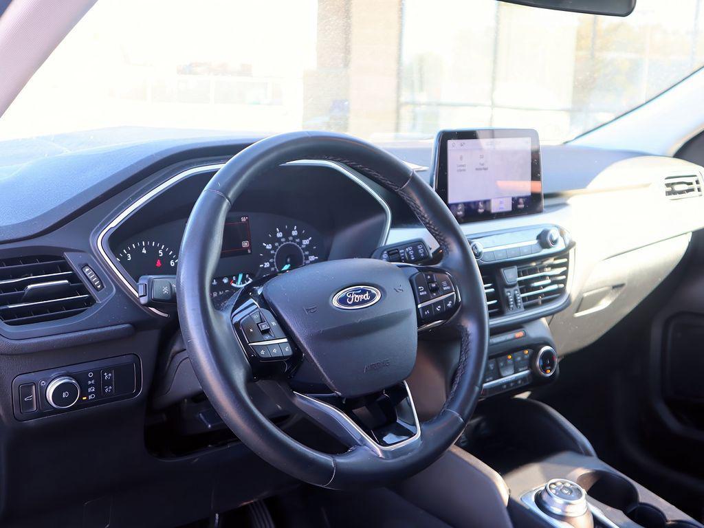 used 2022 Ford Escape car, priced at $20,799