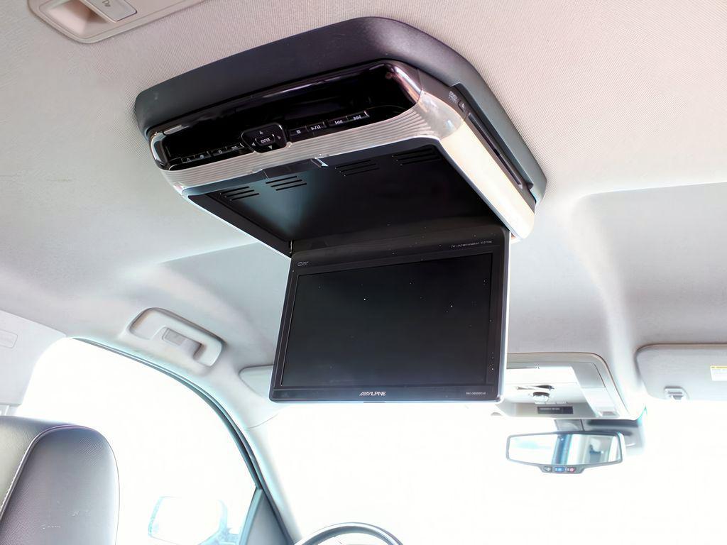 used 2016 Chevrolet Suburban car, priced at $22,999