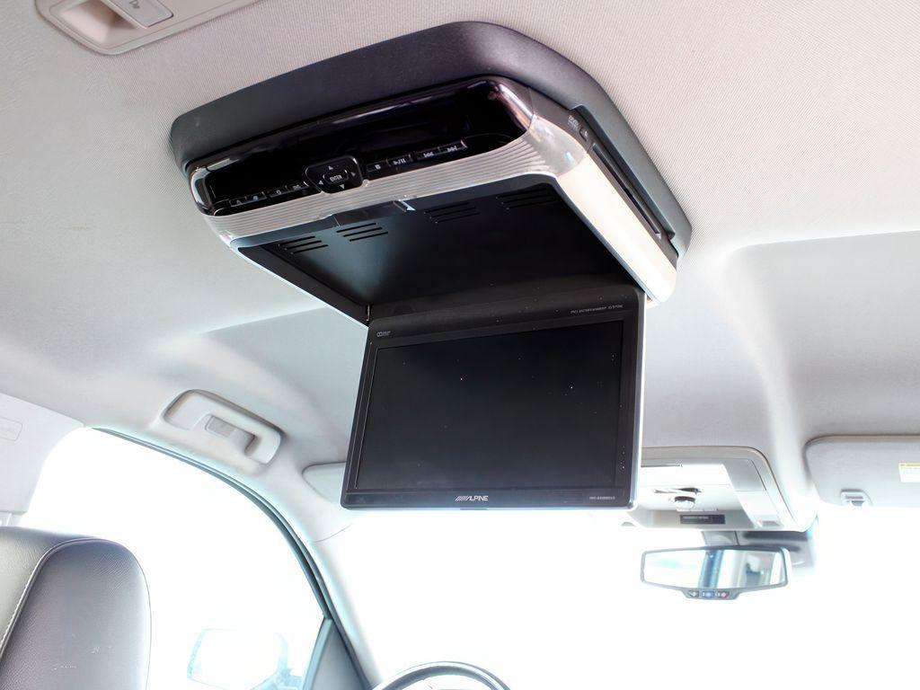 used 2016 Chevrolet Suburban car, priced at $22,999