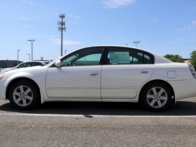 used 2003 Nissan Altima car, priced at $7,377