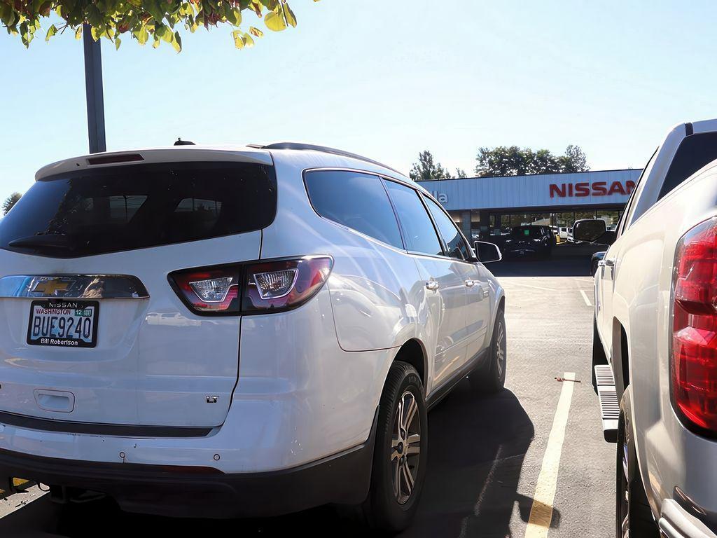 used 2017 Chevrolet Traverse car, priced at $11,999