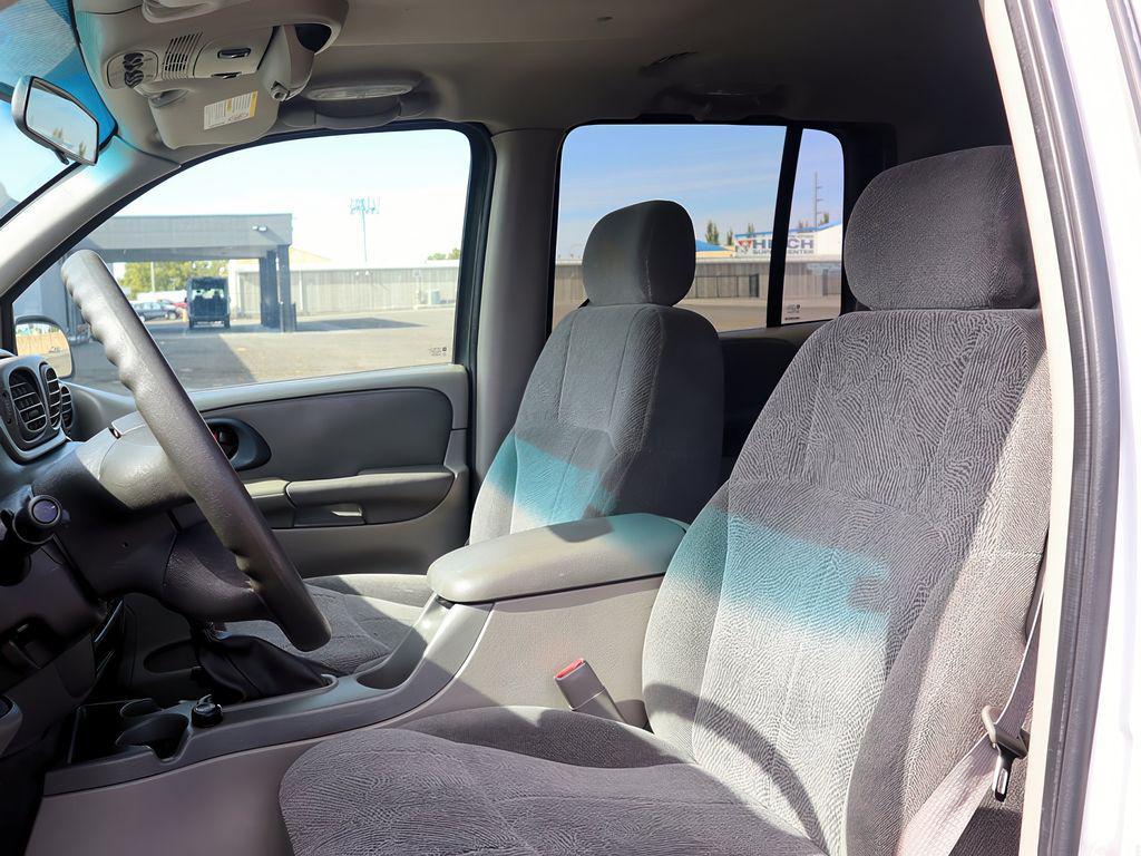 used 2004 Chevrolet TrailBlazer EXT car, priced at $7,877