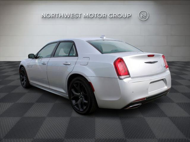 used 2022 Chrysler 300 car, priced at $26,998