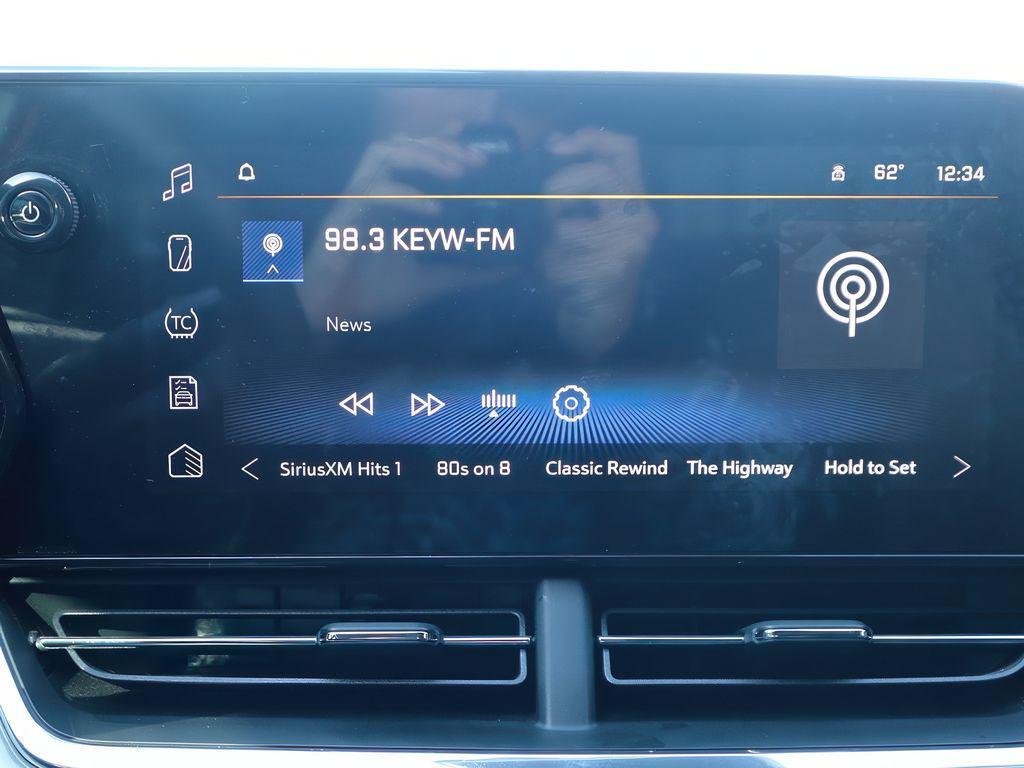 used 2025 Chevrolet Trax car, priced at $21,999