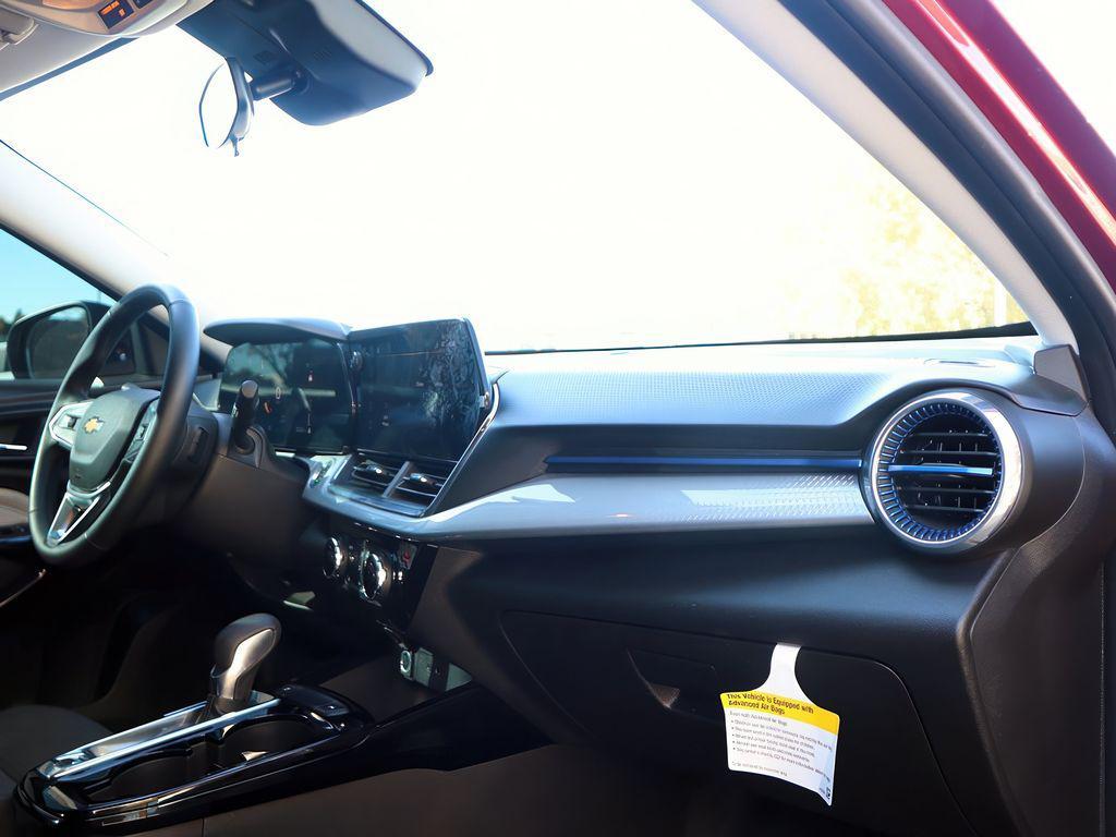 used 2025 Chevrolet Trax car, priced at $21,999