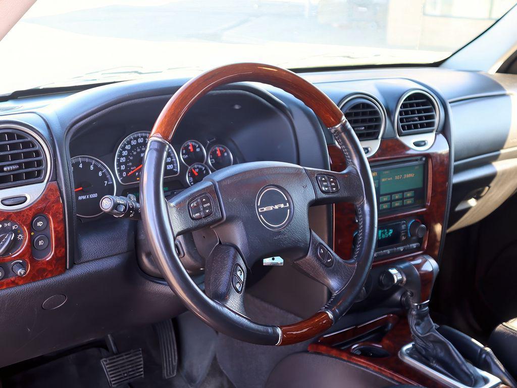 used 2007 GMC Envoy car, priced at $10,499