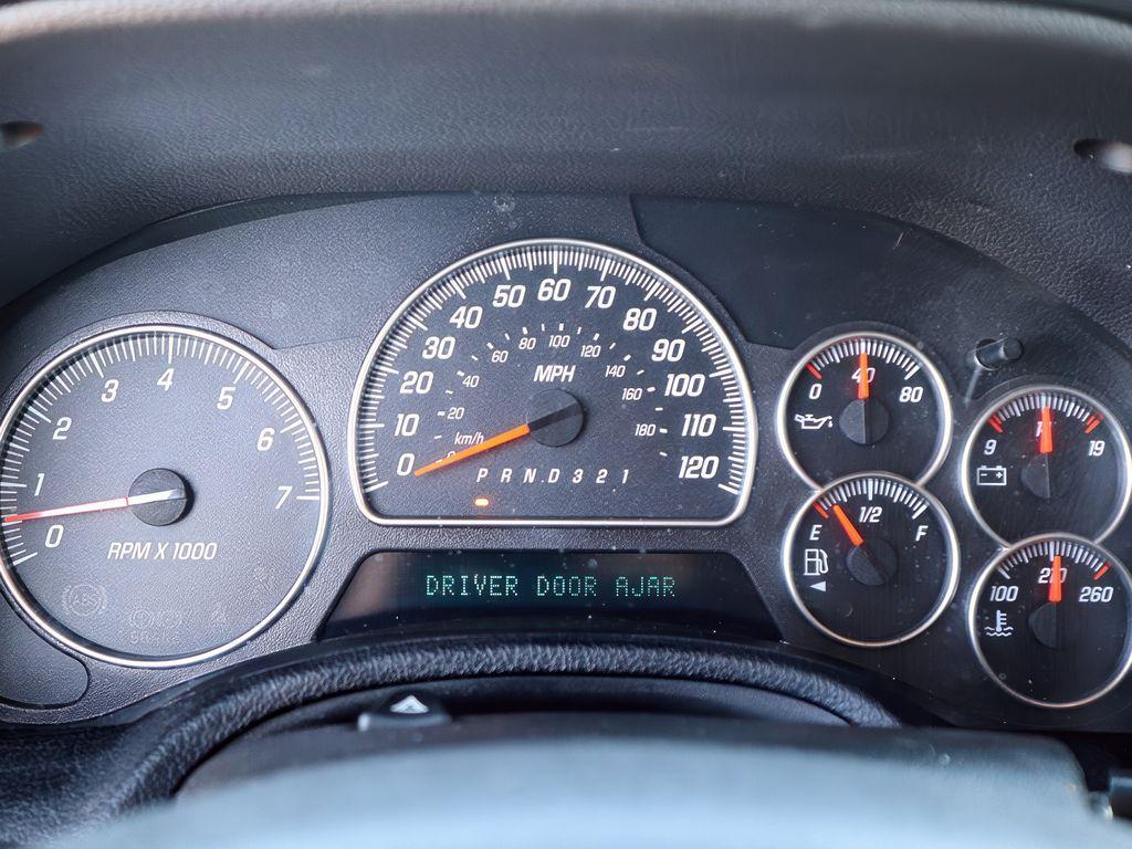 used 2007 GMC Envoy car, priced at $10,499