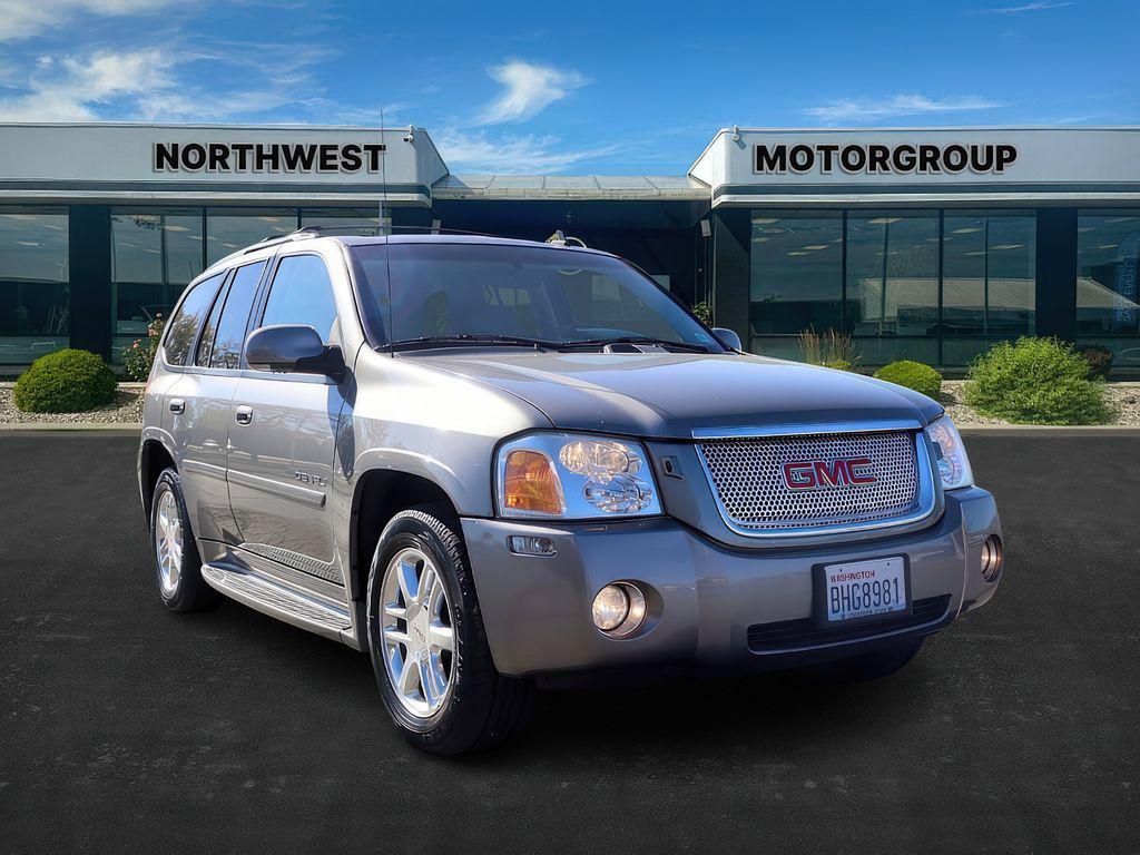 used 2007 GMC Envoy car, priced at $10,499