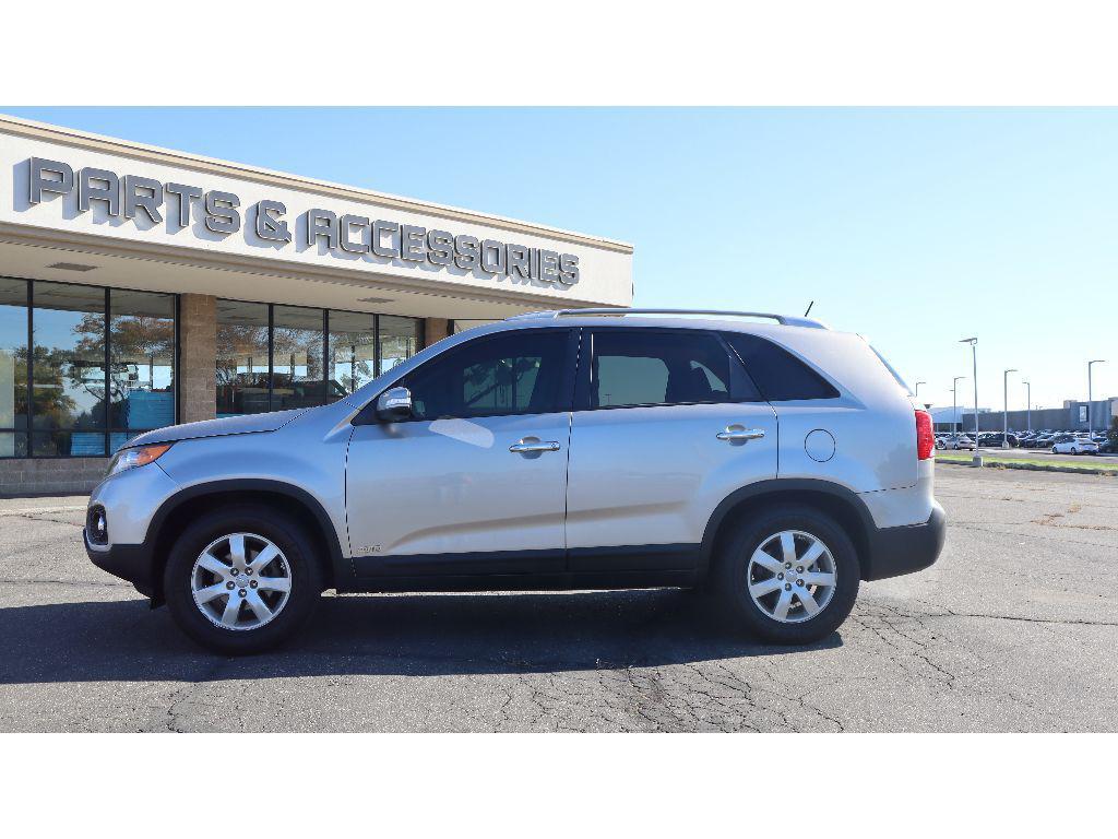 used 2013 Kia Sorento car, priced at $6,999