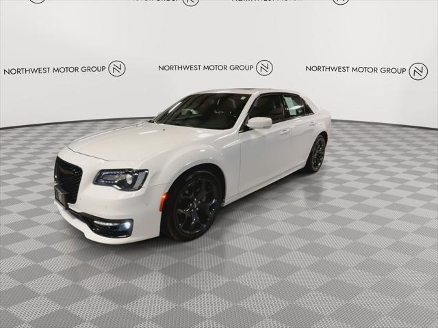 used 2022 Chrysler 300 car, priced at $25,999