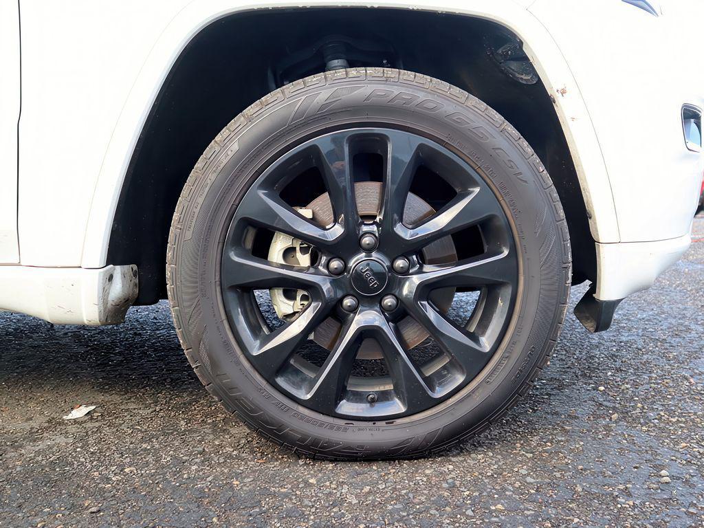 used 2021 Jeep Grand Cherokee car, priced at $24,999