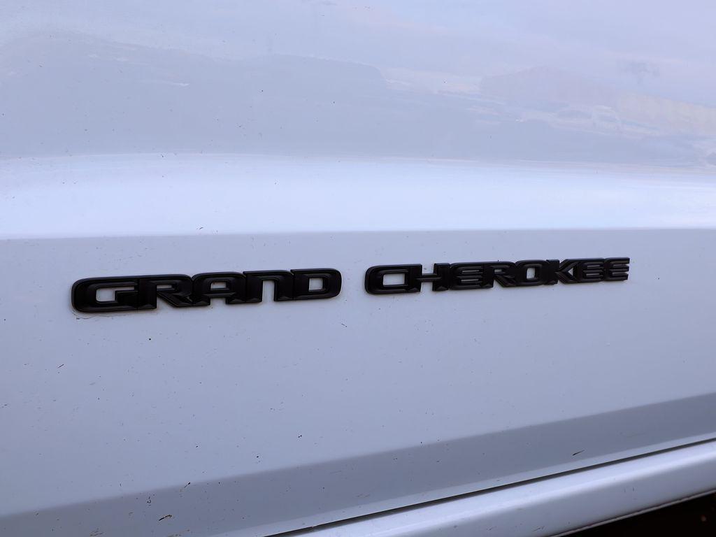 used 2021 Jeep Grand Cherokee car, priced at $24,999