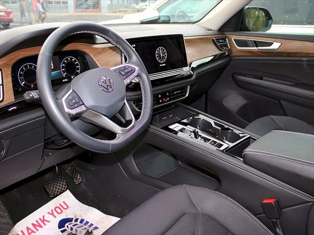 used 2024 Volkswagen Atlas car, priced at $34,999