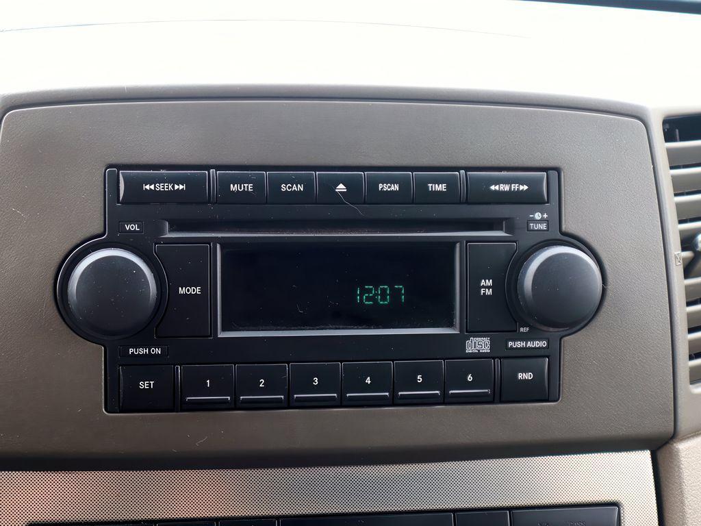 used 2005 Jeep Grand Cherokee car, priced at $7,999