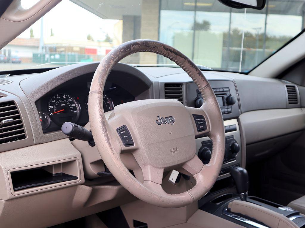 used 2005 Jeep Grand Cherokee car, priced at $7,999