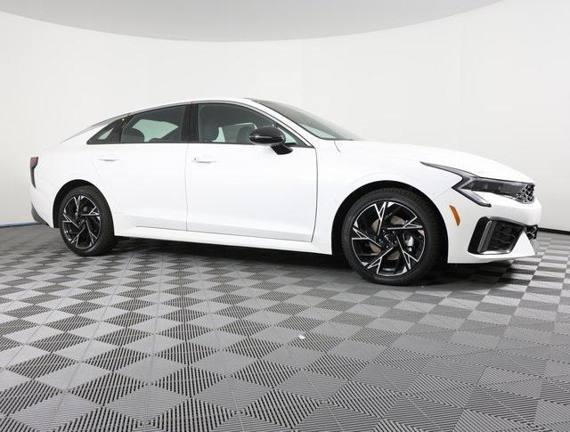 new 2025 Kia K5 car, priced at $32,438