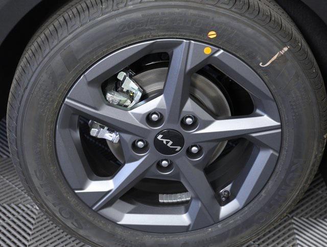 new 2025 Kia K4 car, priced at $22,176