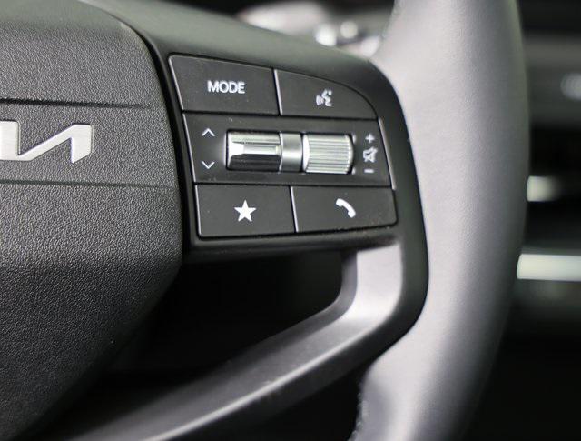 new 2025 Kia K4 car, priced at $23,663