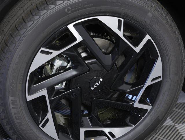 new 2025 Kia Sportage car, priced at $36,662