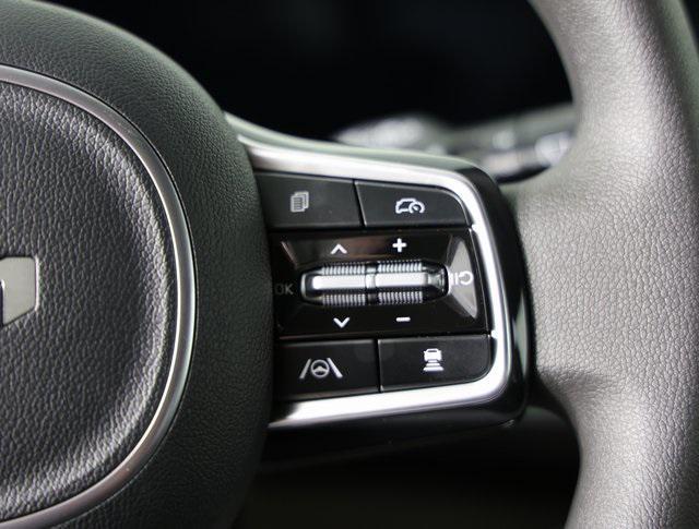 new 2025 Kia Carnival car, priced at $37,920