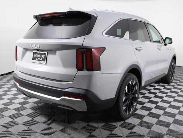 new 2025 Kia Sorento car, priced at $38,301