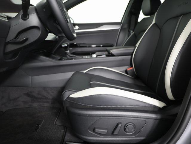 new 2025 Kia K5 car, priced at $32,266