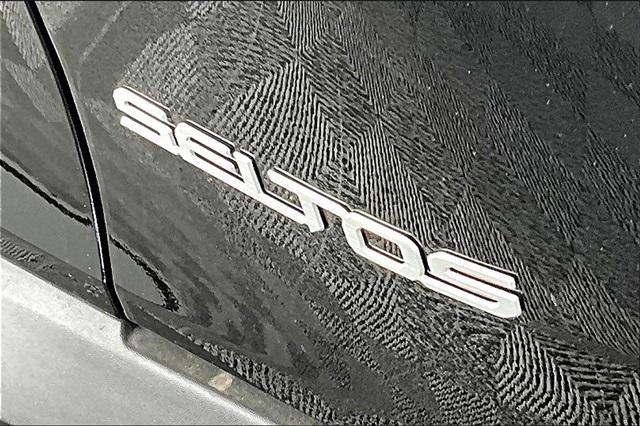new 2026 Kia Seltos car, priced at $25,358
