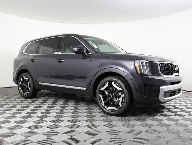 new 2025 Kia Telluride car, priced at $45,094
