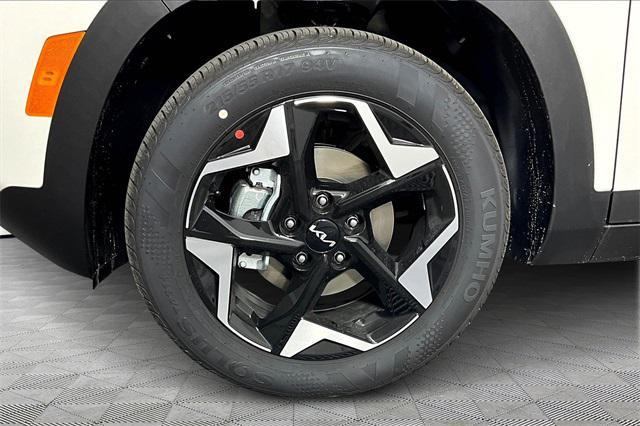 new 2026 Kia Seltos car, priced at $27,305