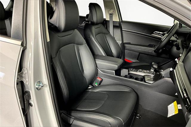 new 2026 Kia Sportage car, priced at $30,449