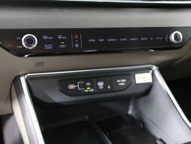 new 2026 Kia Carnival Hybrid car, priced at $45,415