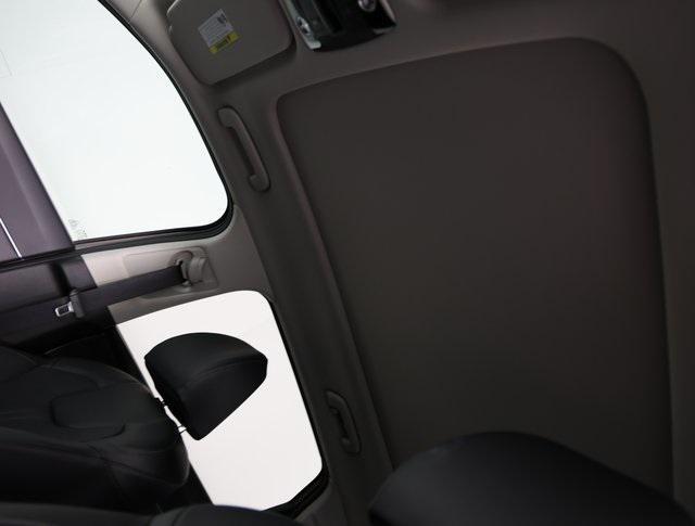 new 2025 Kia Sorento car, priced at $40,661