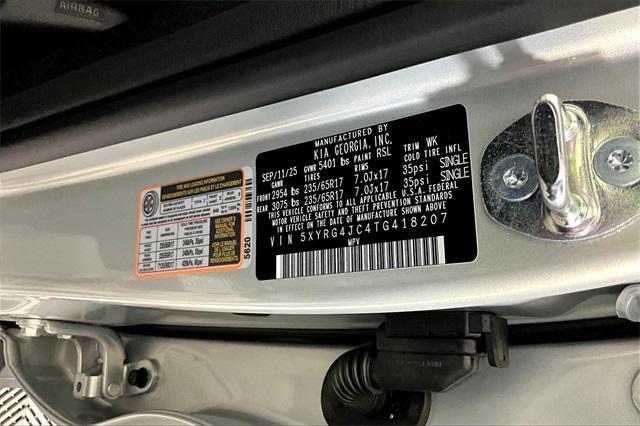 new 2026 Kia Sorento car, priced at $30,033