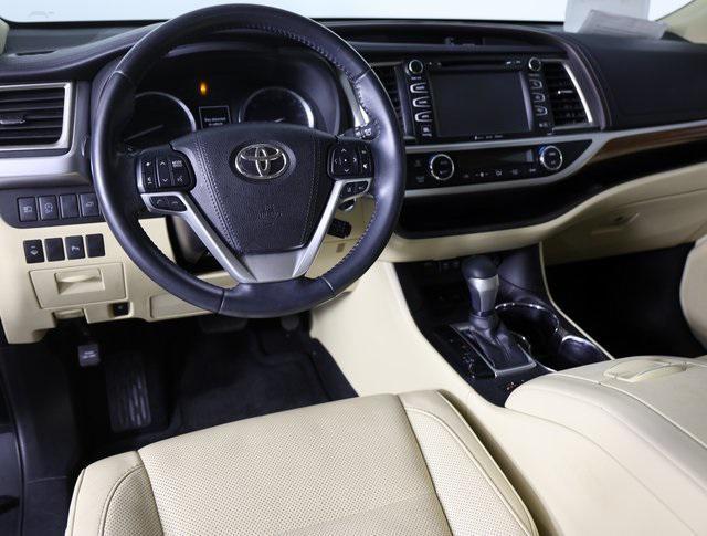 used 2018 Toyota Highlander car, priced at $25,995