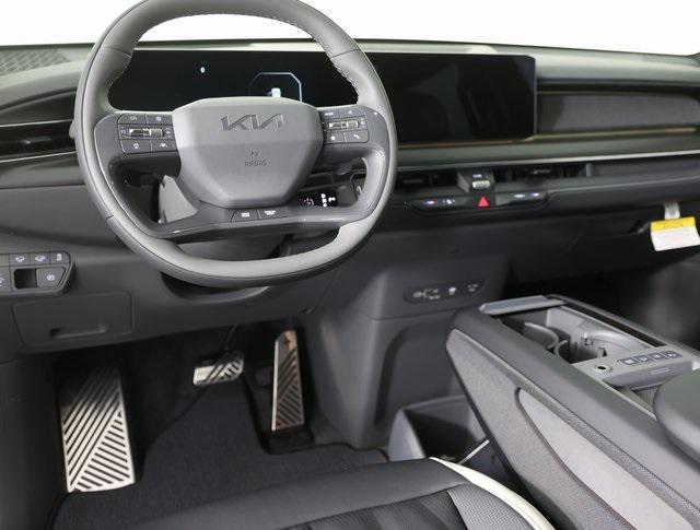 new 2026 Kia EV9 car, priced at $67,620