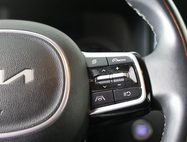 used 2022 Kia Sorento car, priced at $27,995