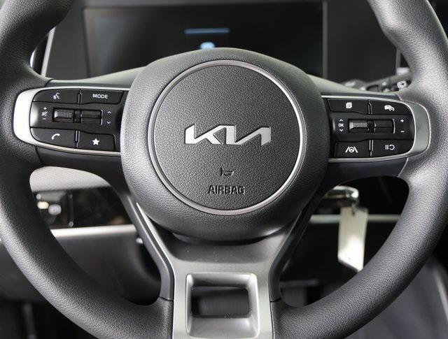 new 2025 Kia Sportage car, priced at $25,865