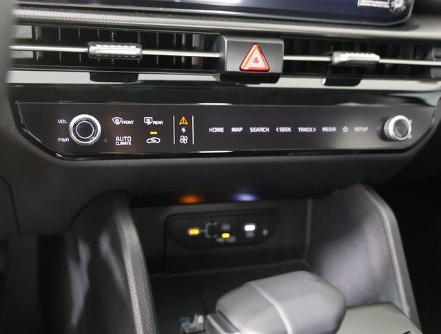 new 2026 Kia Sportage car, priced at $35,196