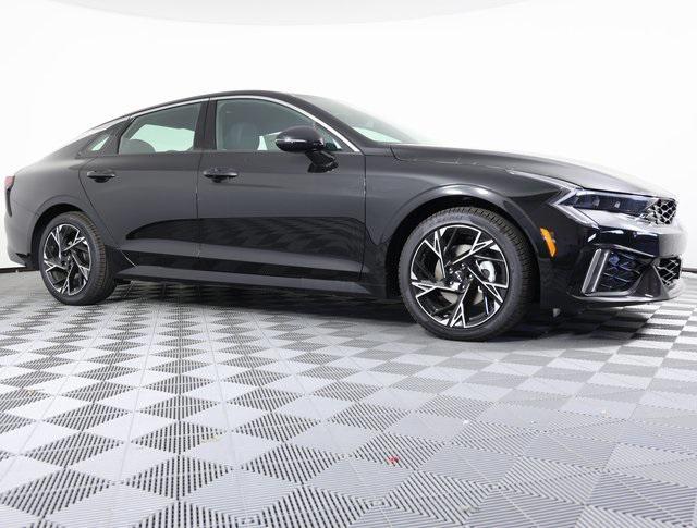 new 2025 Kia K5 car, priced at $29,288