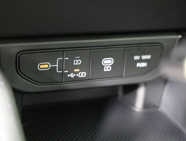 new 2025 Kia K4 car, priced at $23,182