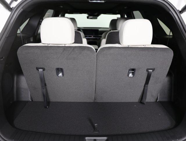 new 2025 Kia Sorento Hybrid car, priced at $45,667