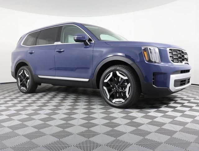 used 2025 Kia Telluride car, priced at $42,495