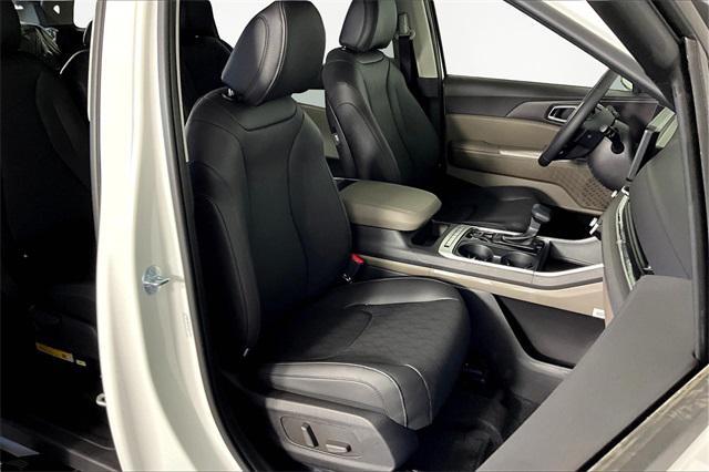 new 2026 Kia Carnival car, priced at $42,760