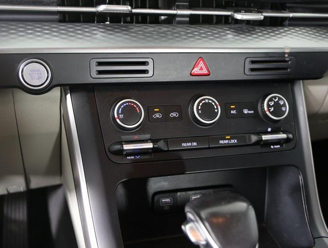 used 2022 Kia Carnival car, priced at $26,995